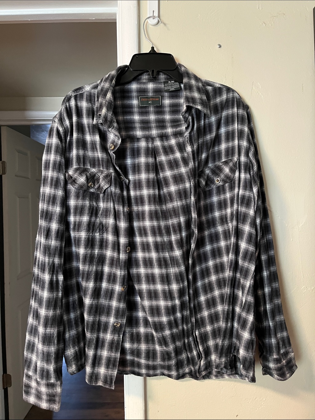 Field & Stream Black And Gray Plaid Lightweight Shirt Jacket